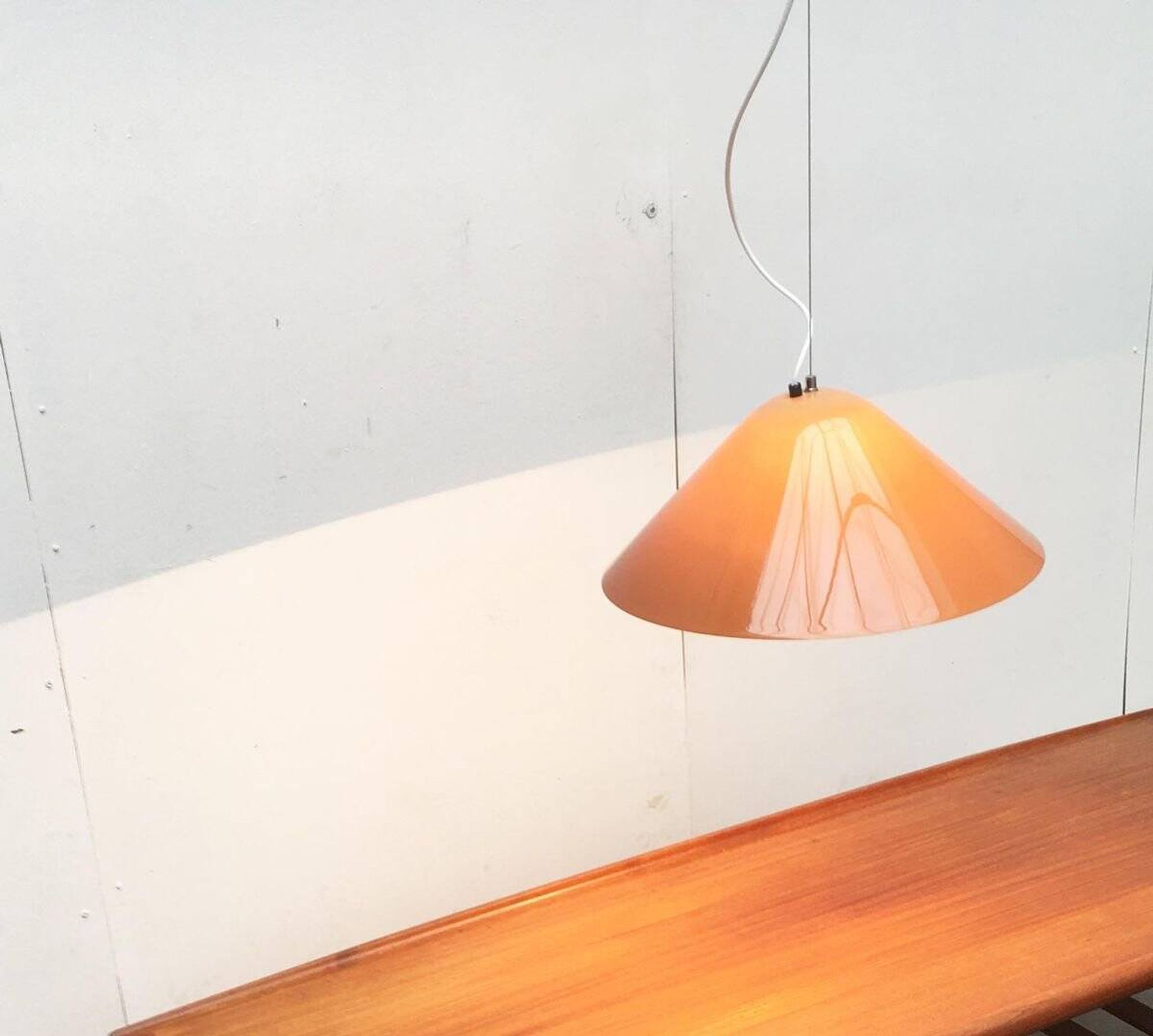 Suspension vintage italienne Elpis de Guzzini