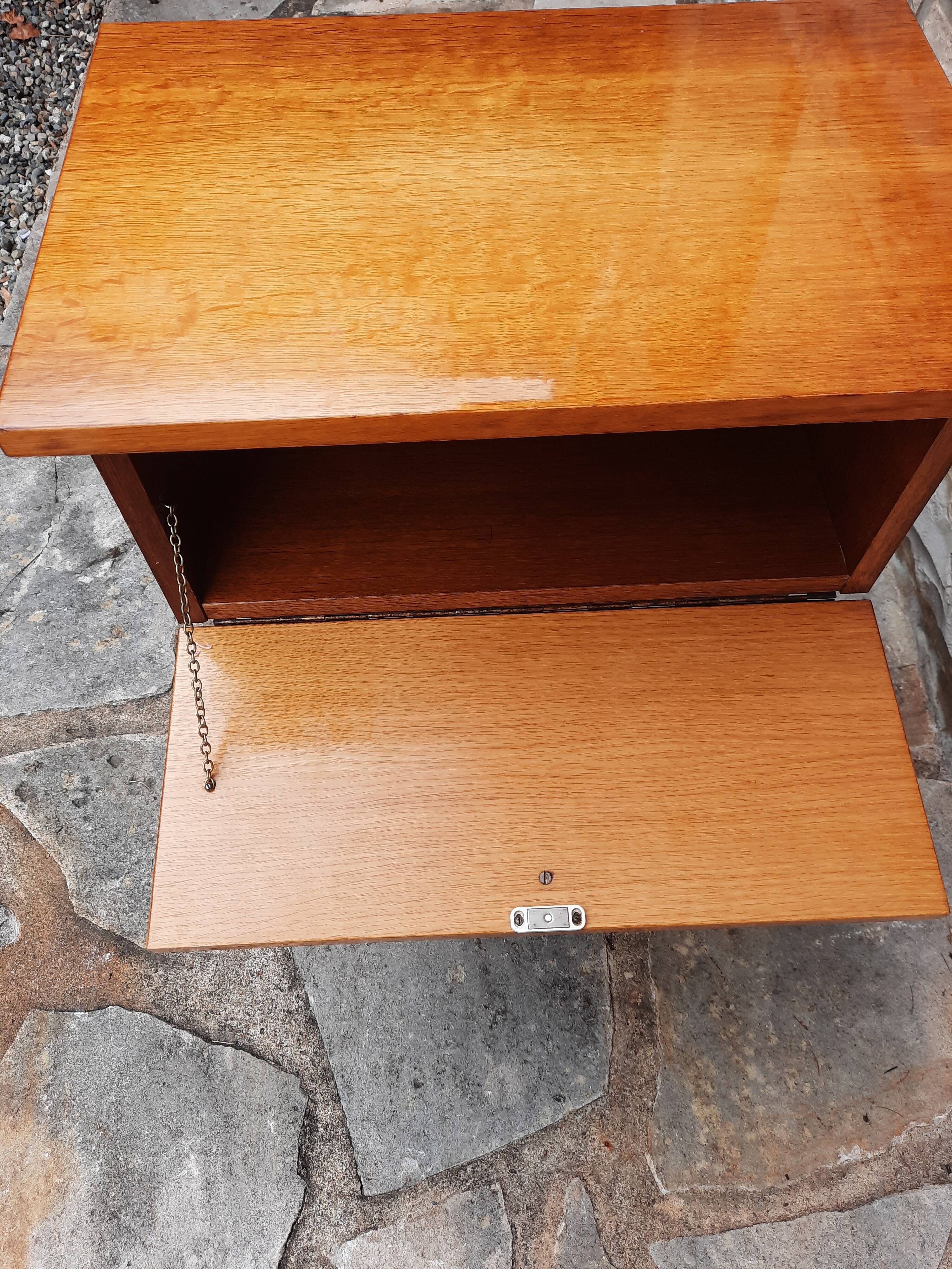 Bedside table in veneer varnished wood