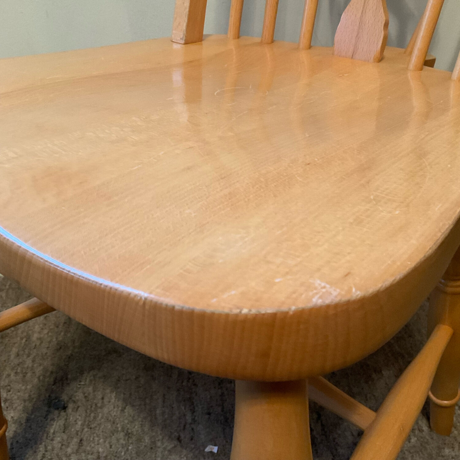 Set of 6 Dutch chairs in solid beech wood.