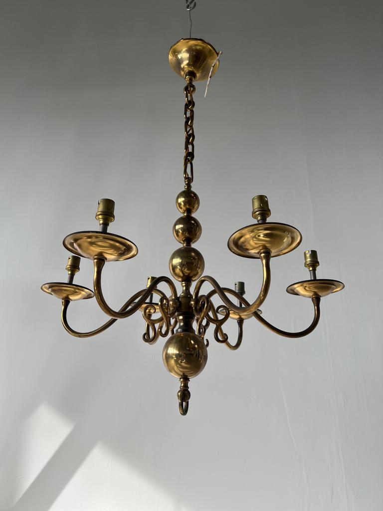 Small golden Dutch chandelier with 6 arms of light