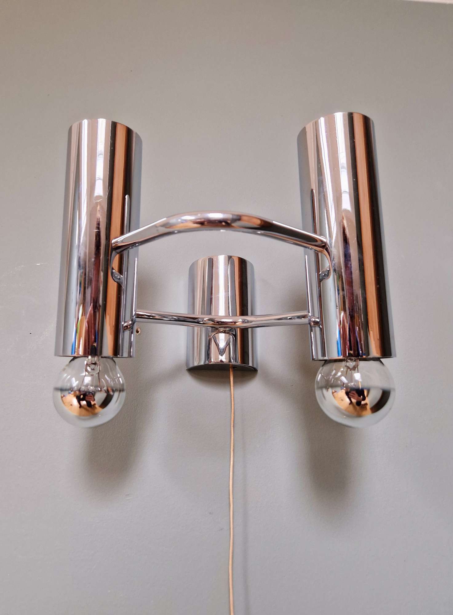 Double wall light in chrome metal, Gaetano Sciolari, 1970.