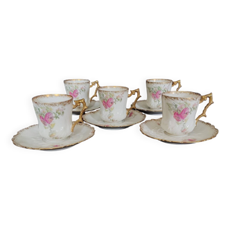 Série de cinq tasses à café en porcelaine E. Bourgeois Paris grand dépôt 1900