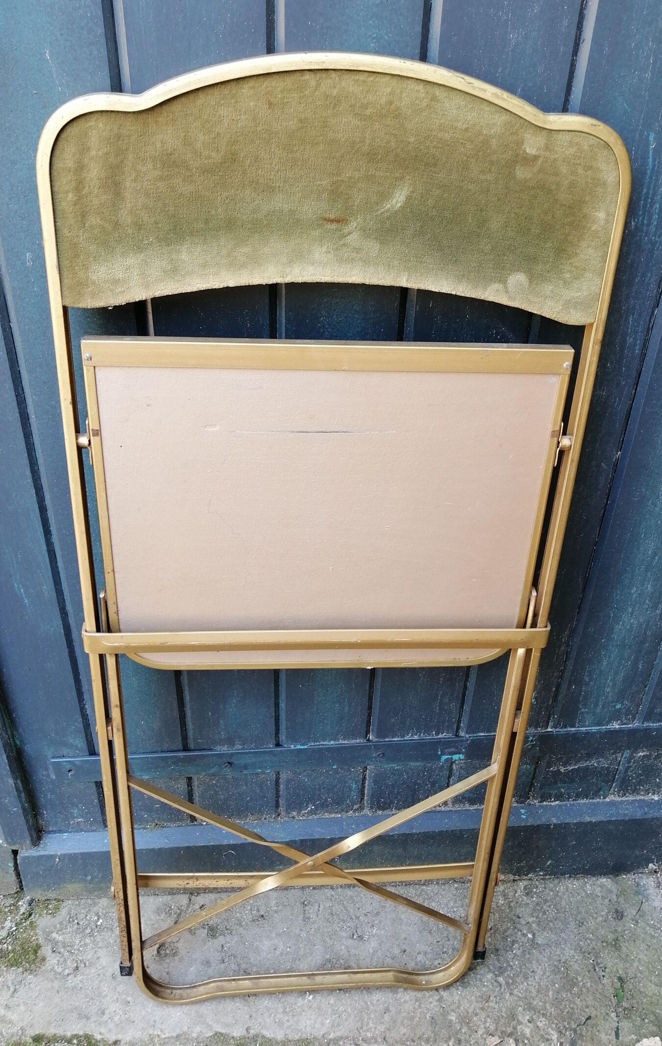 Khaki green folding chair