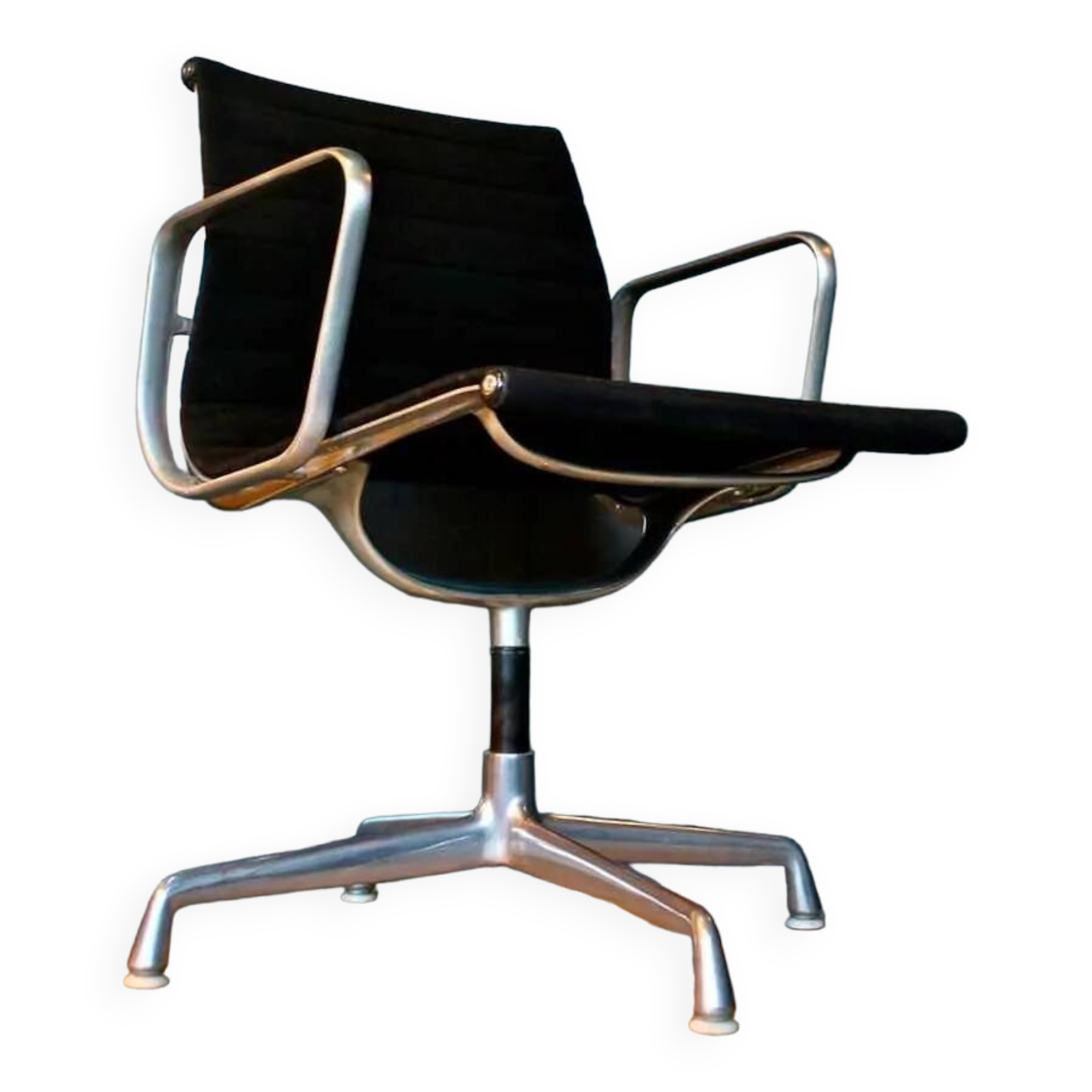 Fauteuil pivotant Charles et Ray Eames 1958