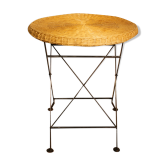 Rattan folding table & metal