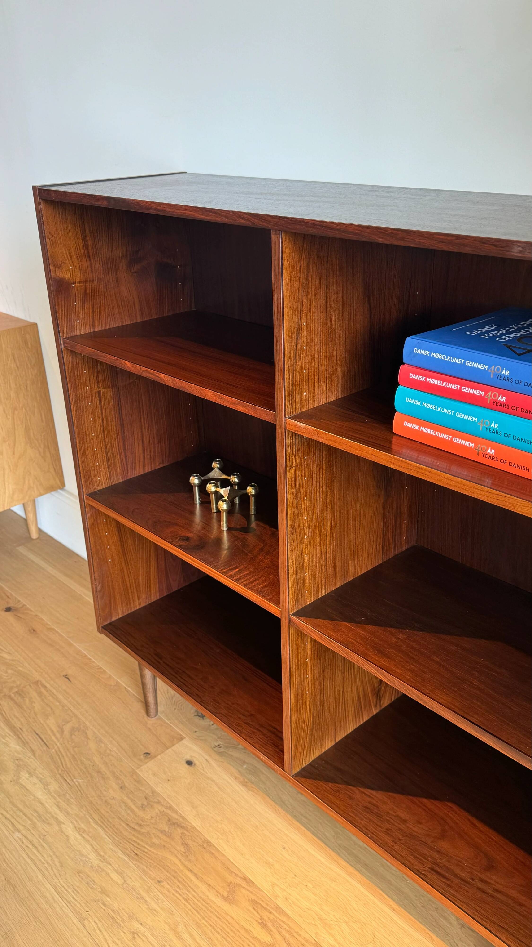 Vintage Scandinavian library in rosewood "Alfred"