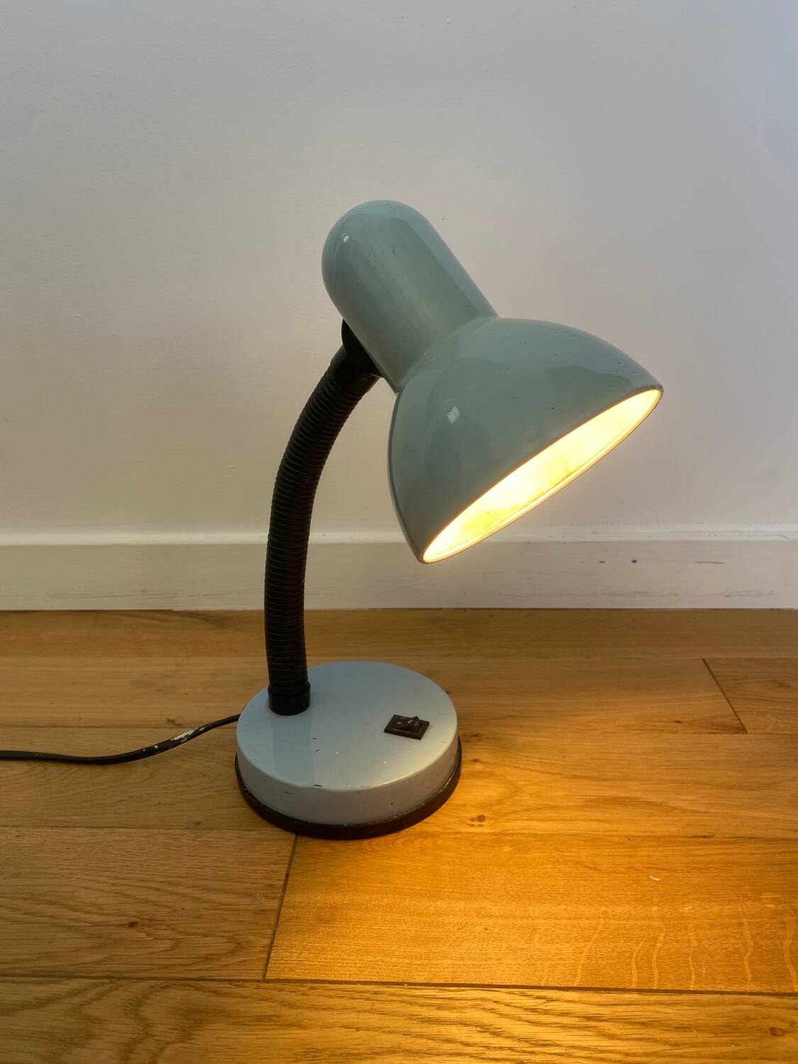 Seylumiere desk lamp