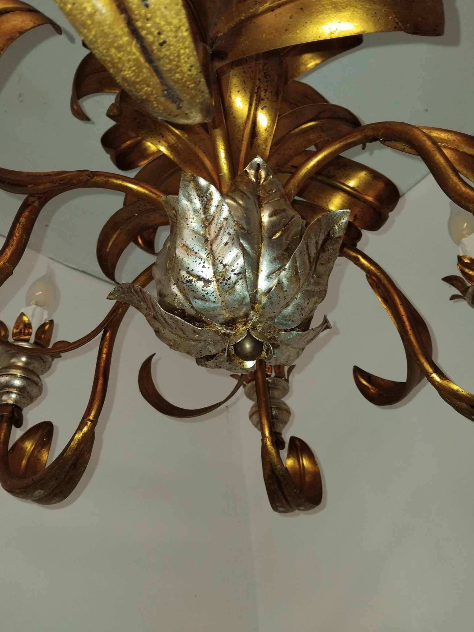 Large Holywood Regency chandelier with 6 light arms from the 60s/70s