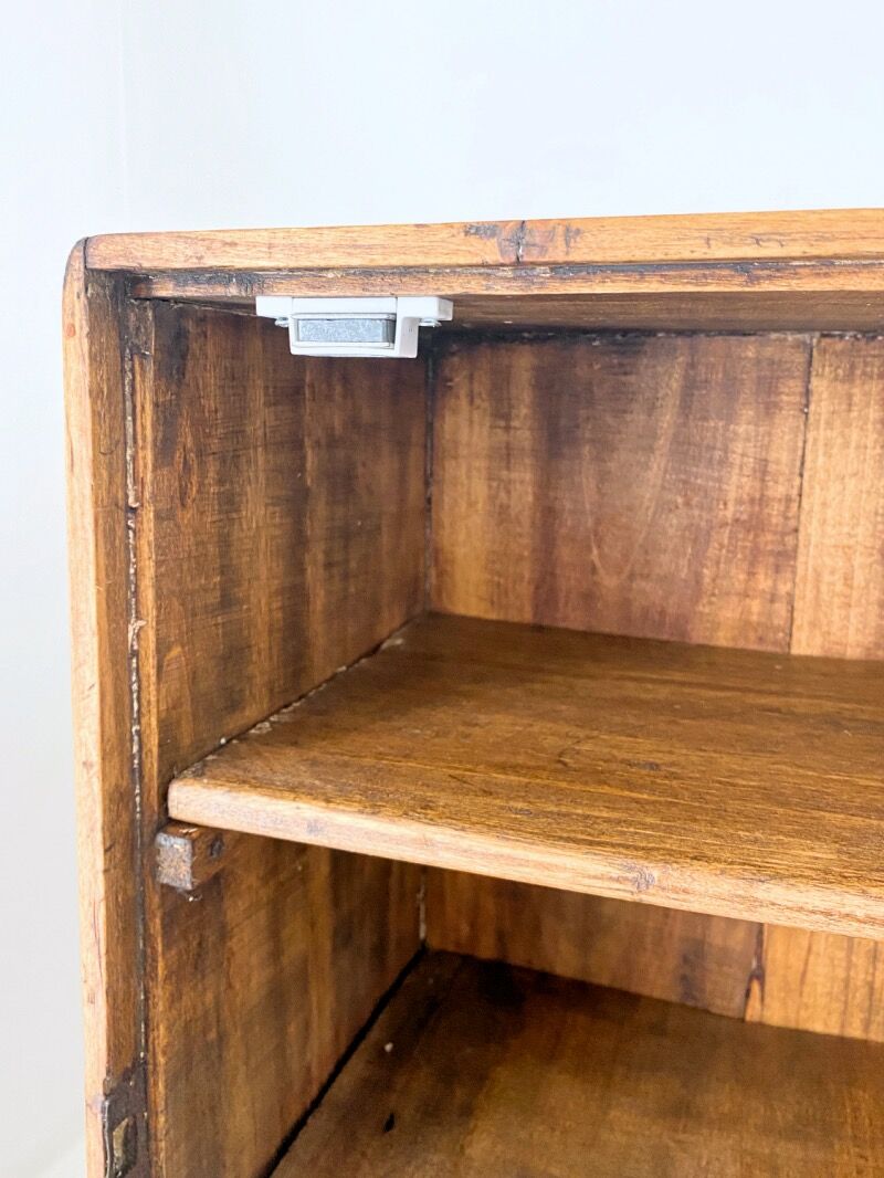 Wooden wall-mounted toilet cabinet