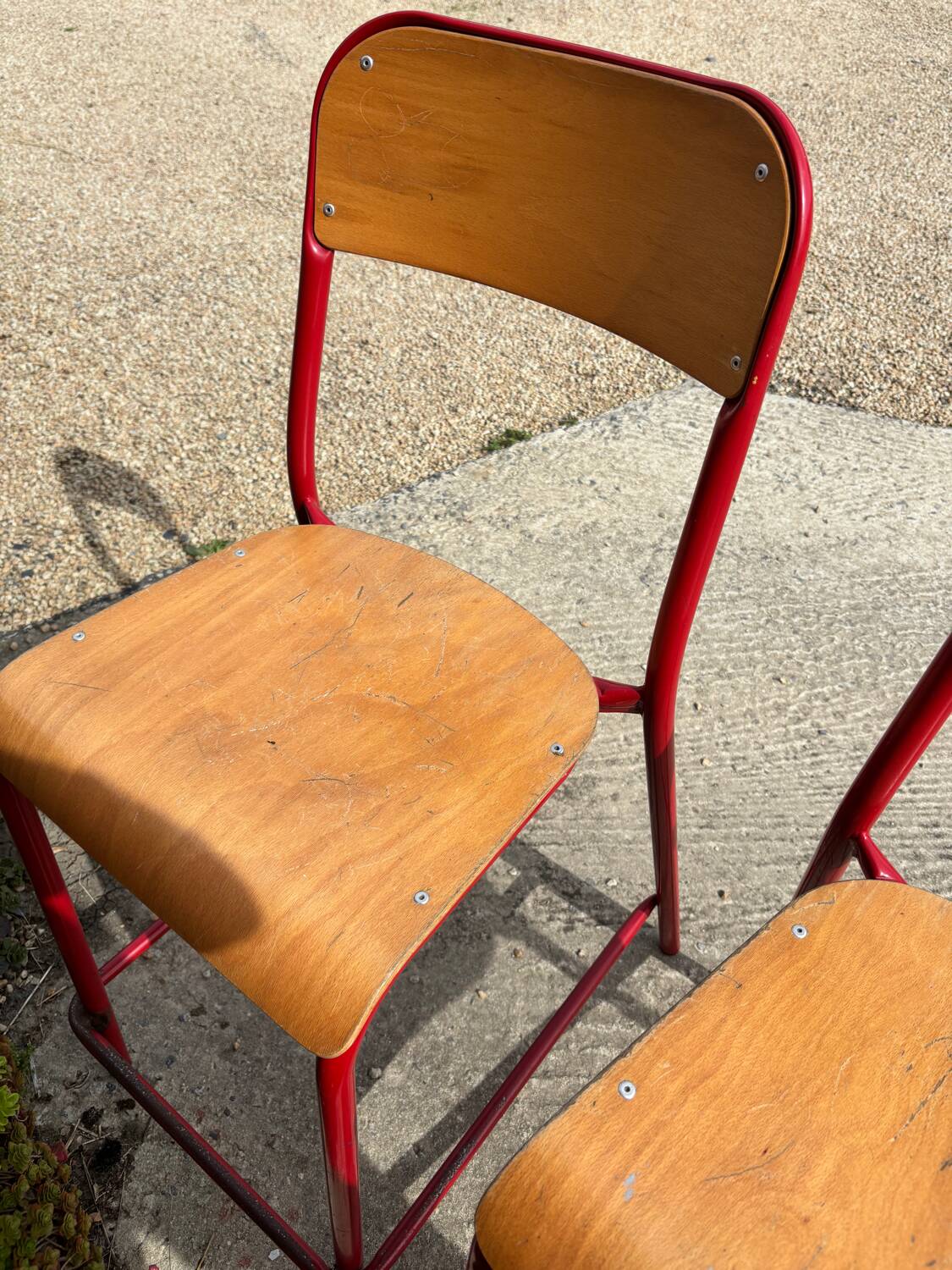 2 chaises hautes industrielles, années 80