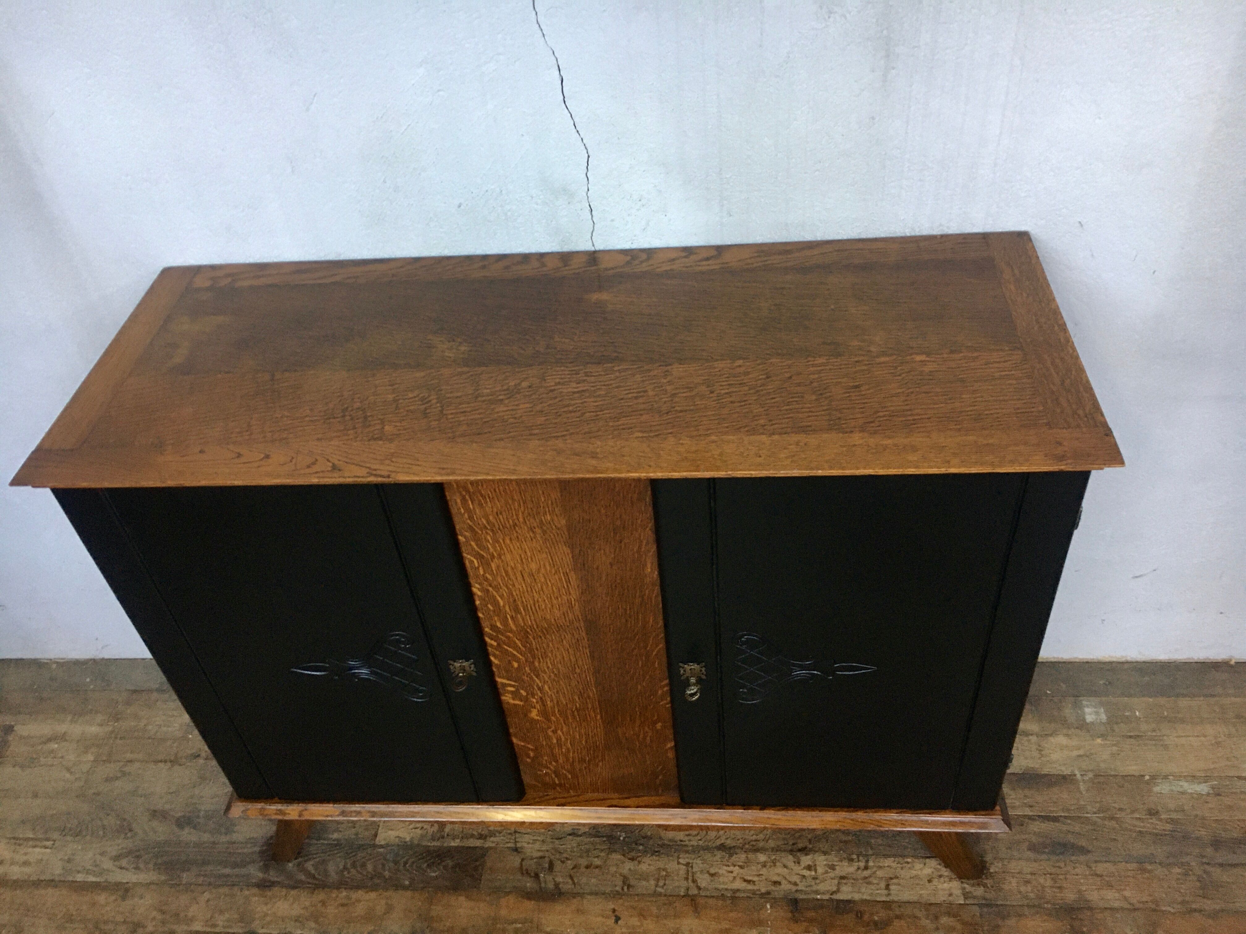 Vintage oak sideboard 1950/1960