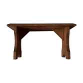 Bench rests old feet