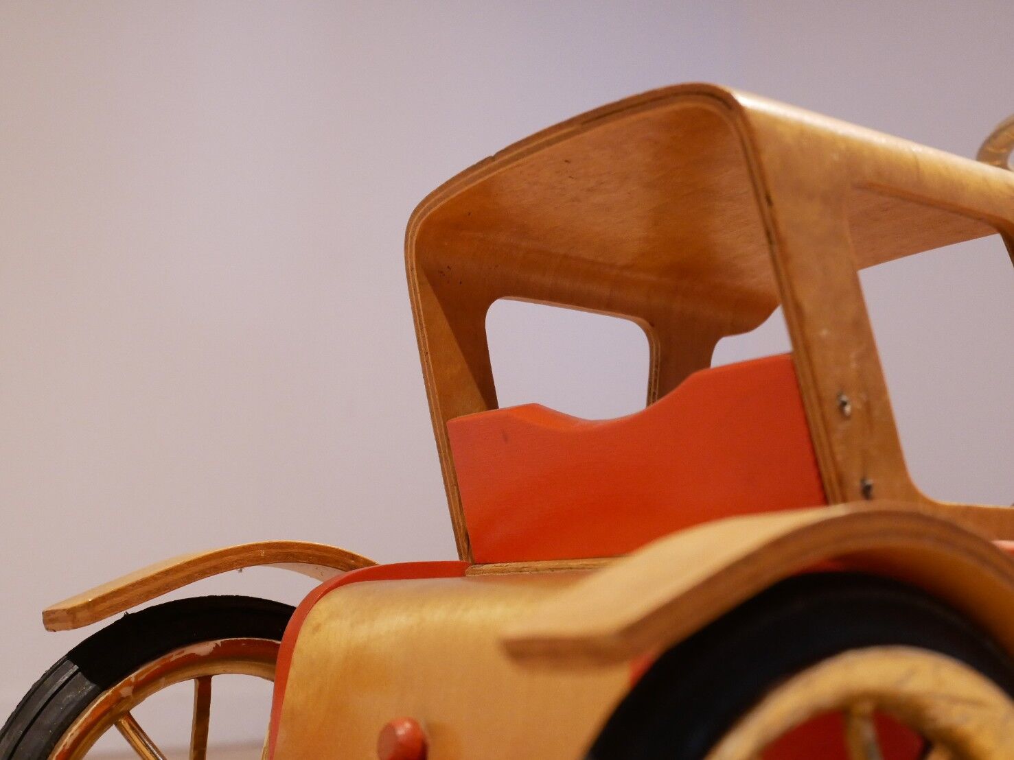 Dutch design plywood car toy for child 1950