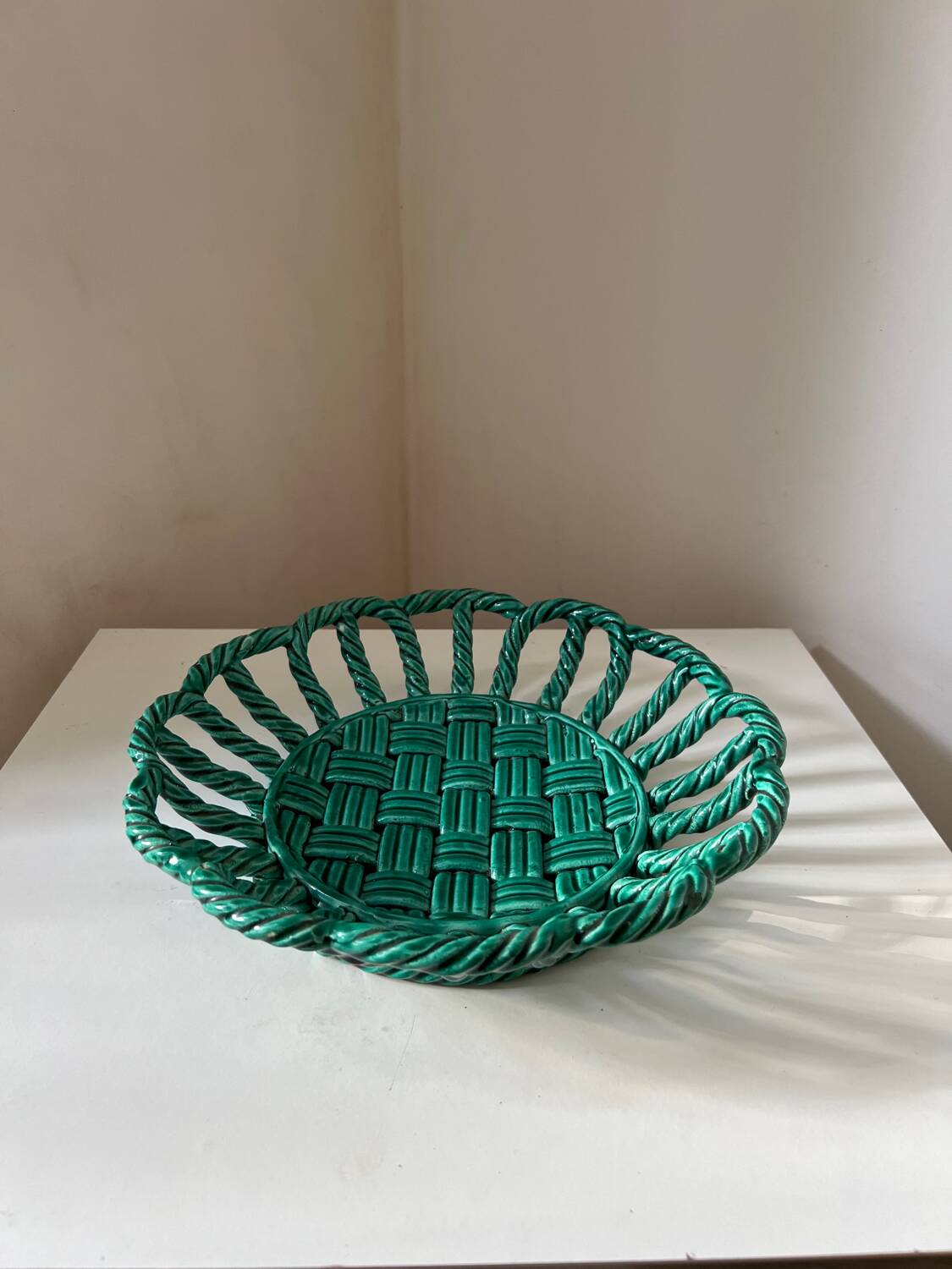 Green woven ceramic fruit basket in the Vallauris style, Malicorne E T