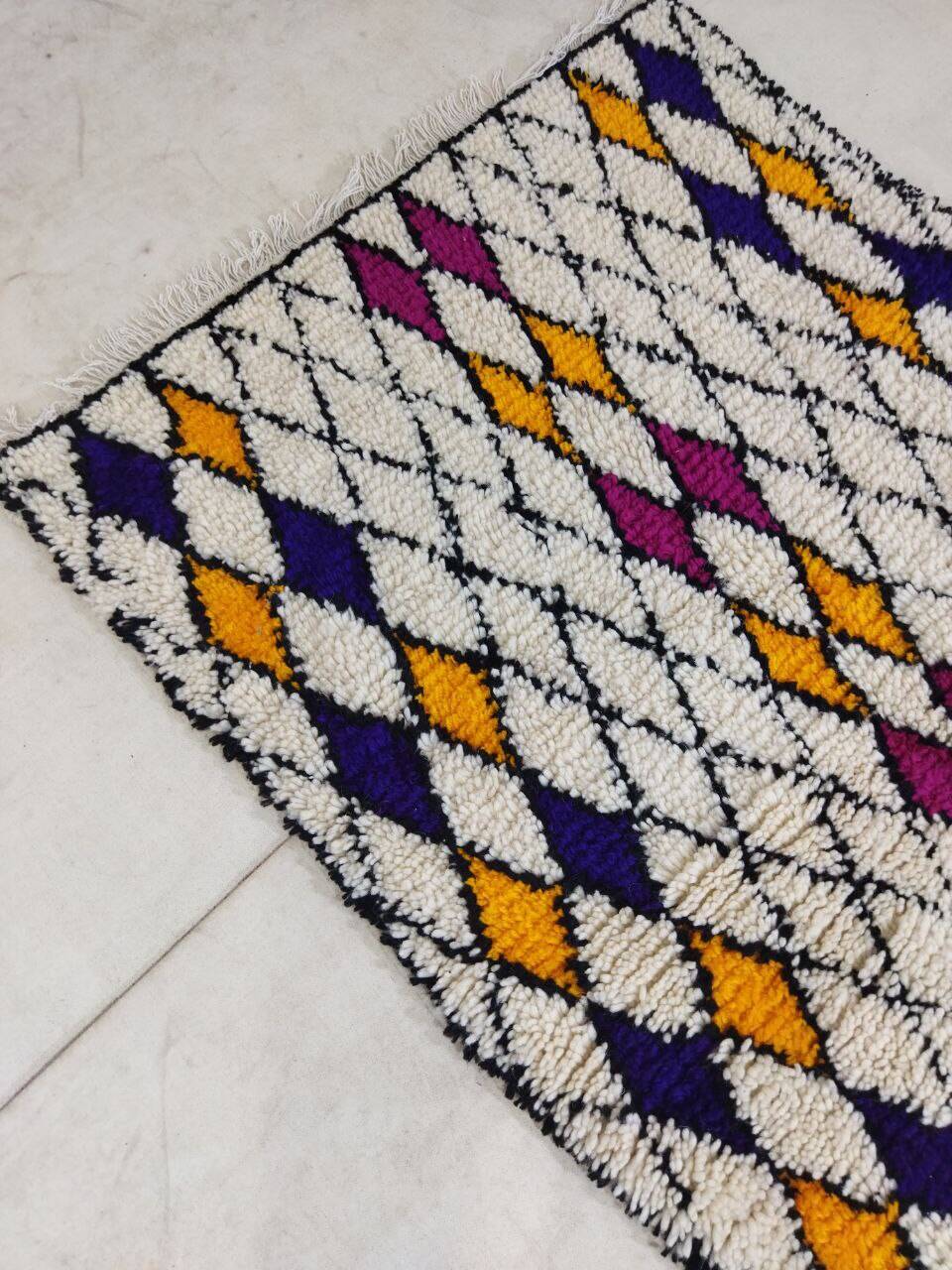 Handmade moroccan berber rug 190 x 100 cm