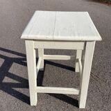 Tabouret carré en bois blanc