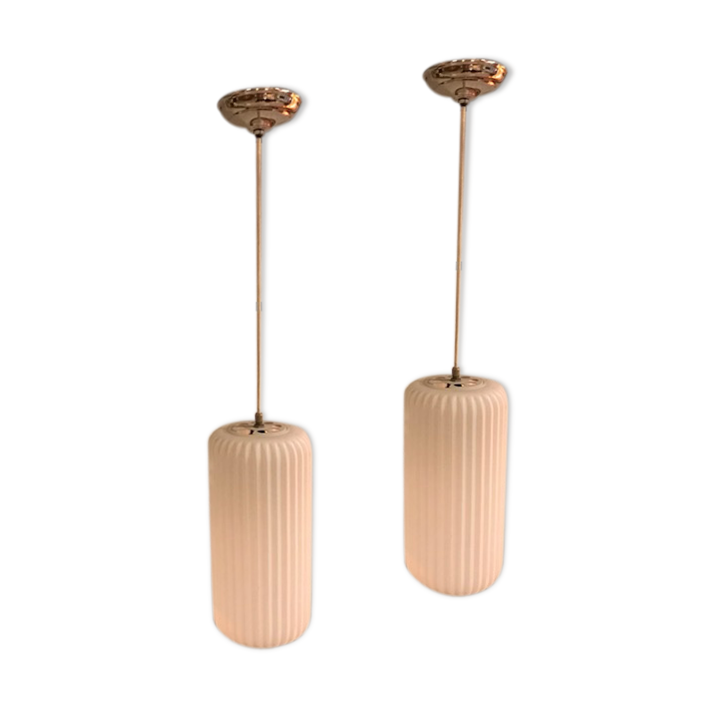 Lot of 2 hanging