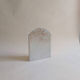 Ceramic wall-mounted empty pocket
