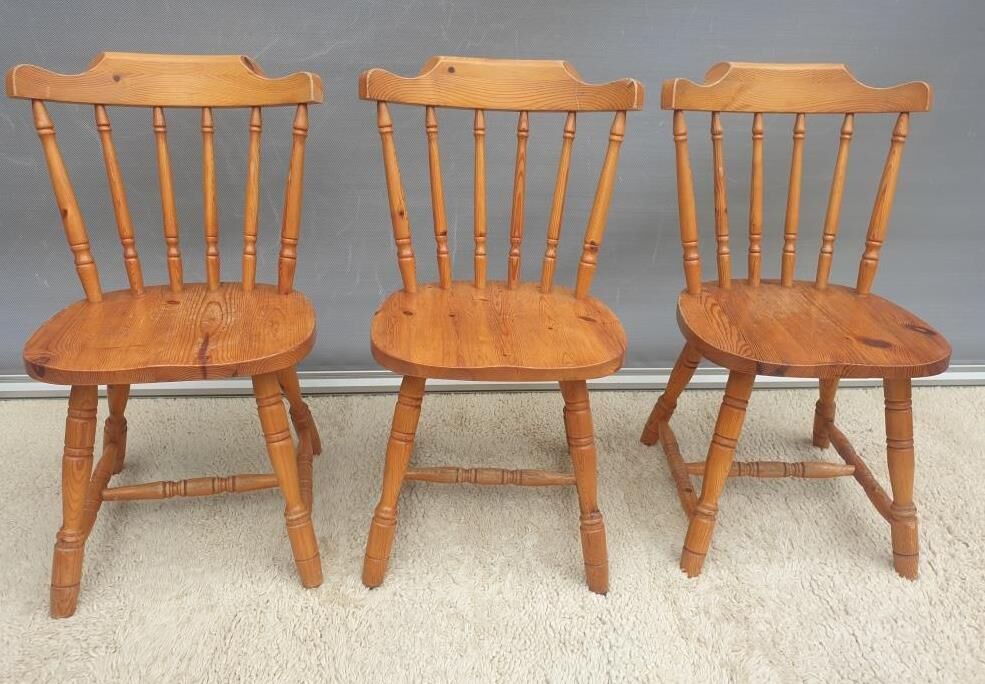 Trio Chairs Country Shaker