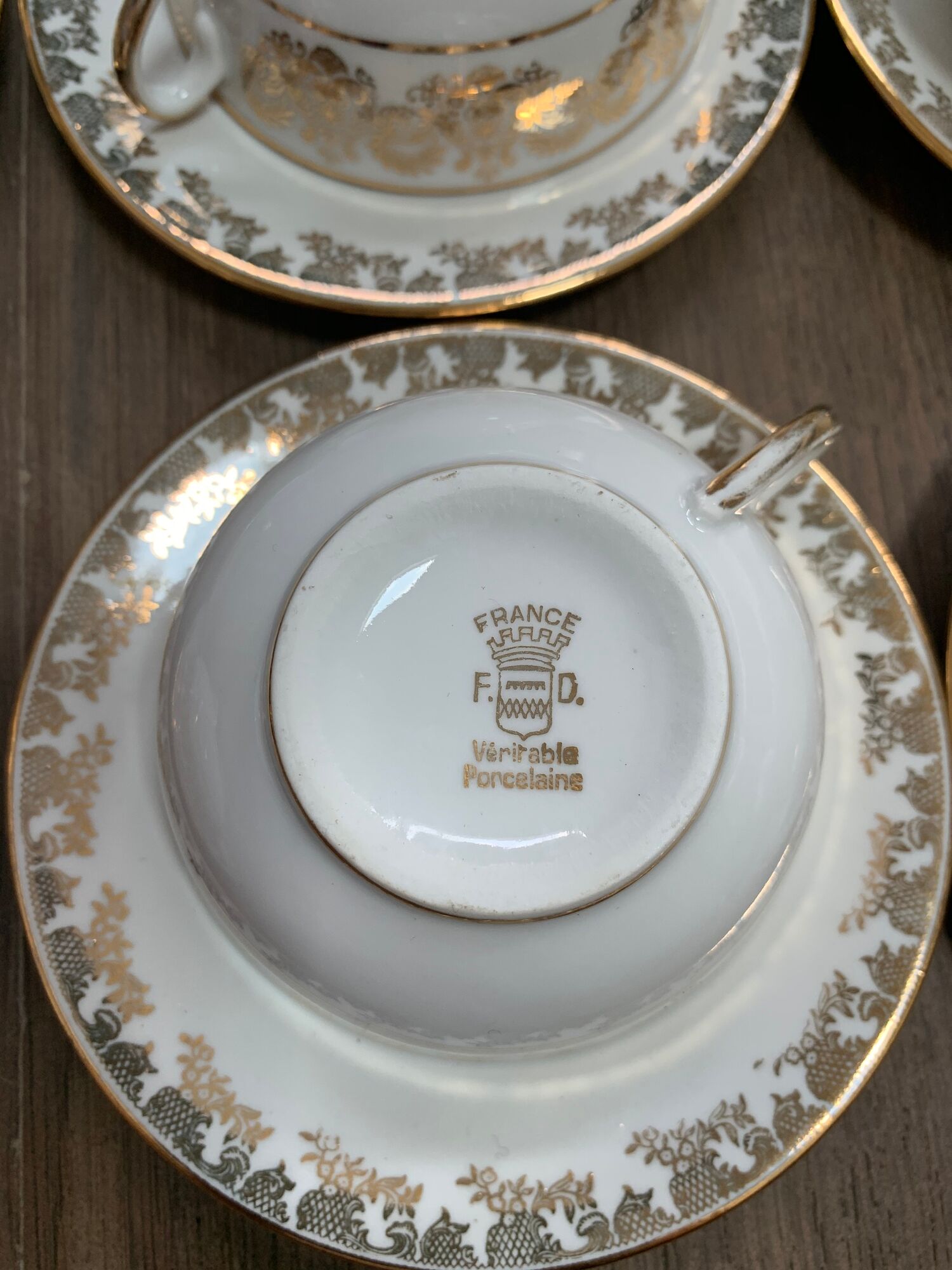 Service à café ou thé véritable Porcelaine de Limoges et doré
