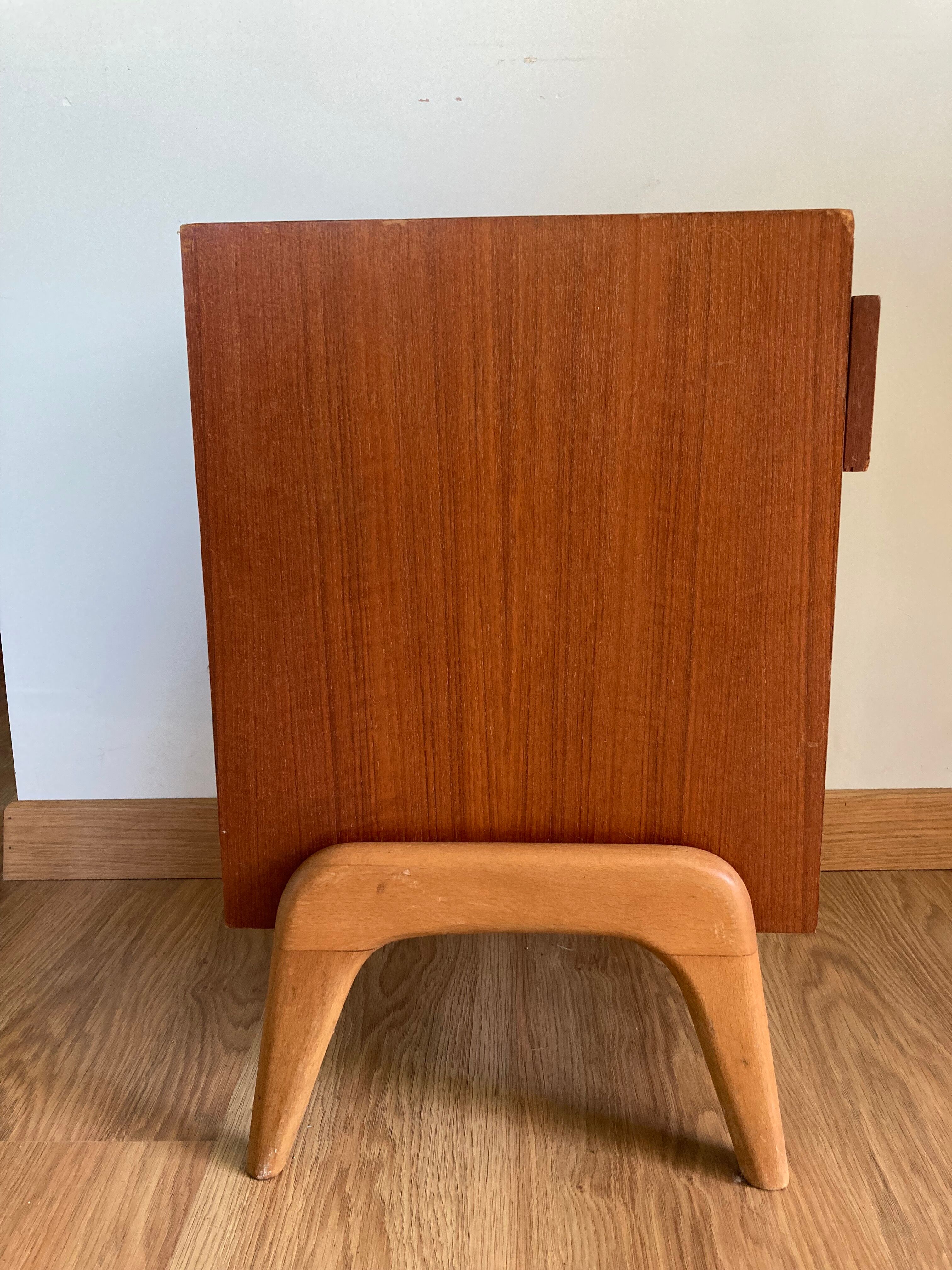 Scandinavian bedside