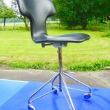 Arne Jacobsen for Fritz Hansen Chair secretary "0569" or "Hammer" original edition -vintage
