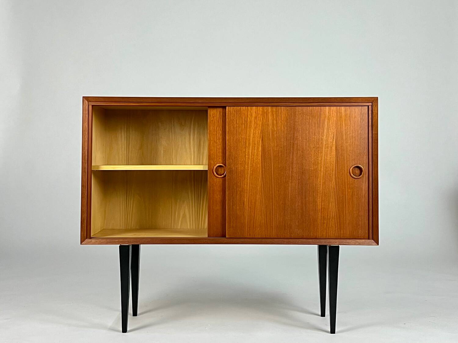 Mid-century teak chest of drawers sideboard hallway cabinet 60s vintage