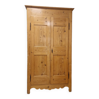 Large late 19th century wardrobe