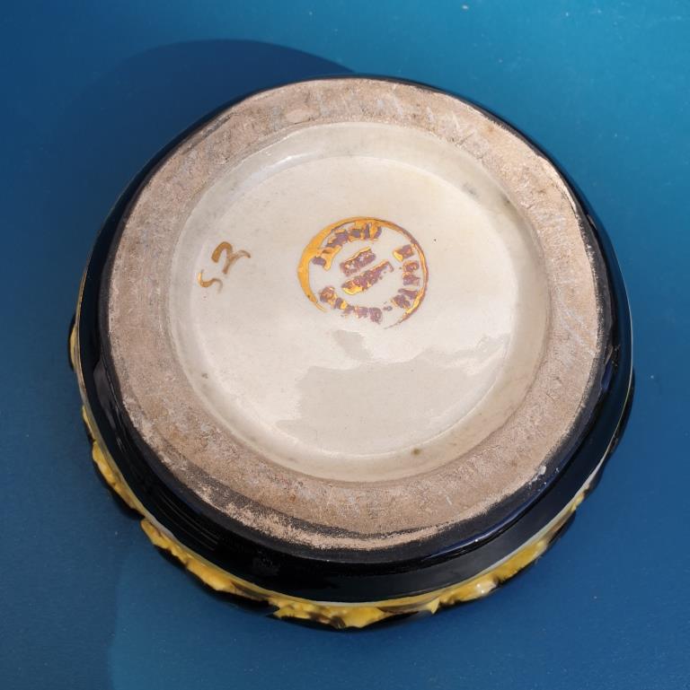 Ashtray yellow and black abstract drawing Monte-Carlo