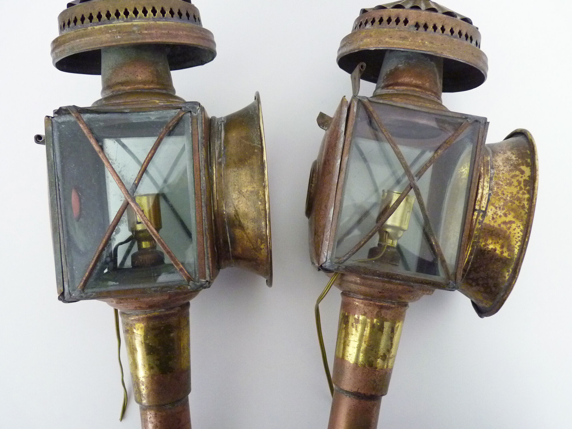 Pair of vintage wall lamps carriage lanterns, cab, electrified lanterns. Year 20 30