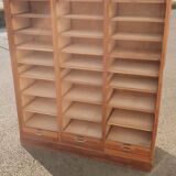 Meuble classeur à rideaux de notaire