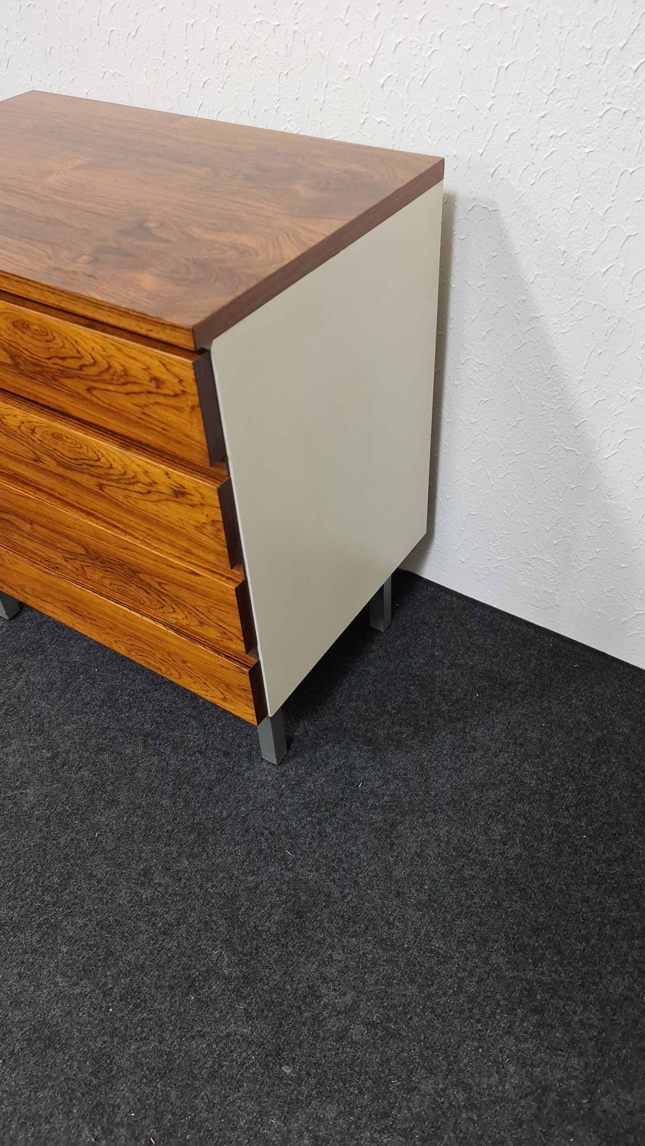 Pallisander chest of drawers