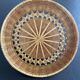 Round handmade basket in fine wicker and bamboo, diameter 19 cm.