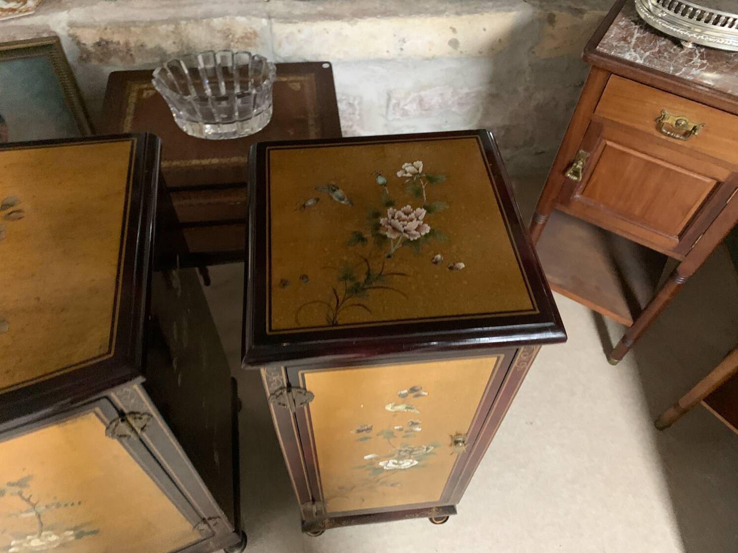 Two hand-painted lacquered Chinese furniture