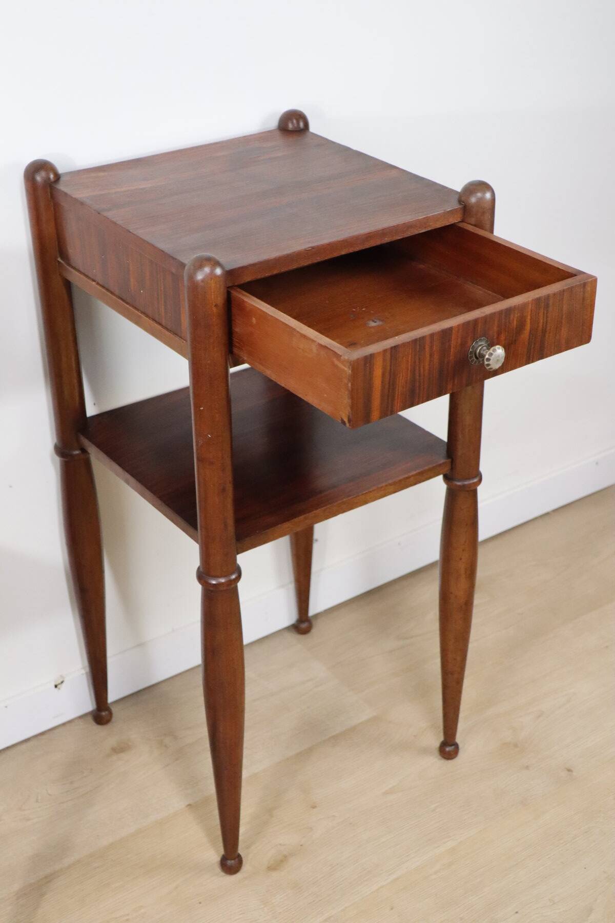 Art Deco pair of nightstands in walnut – 1940s