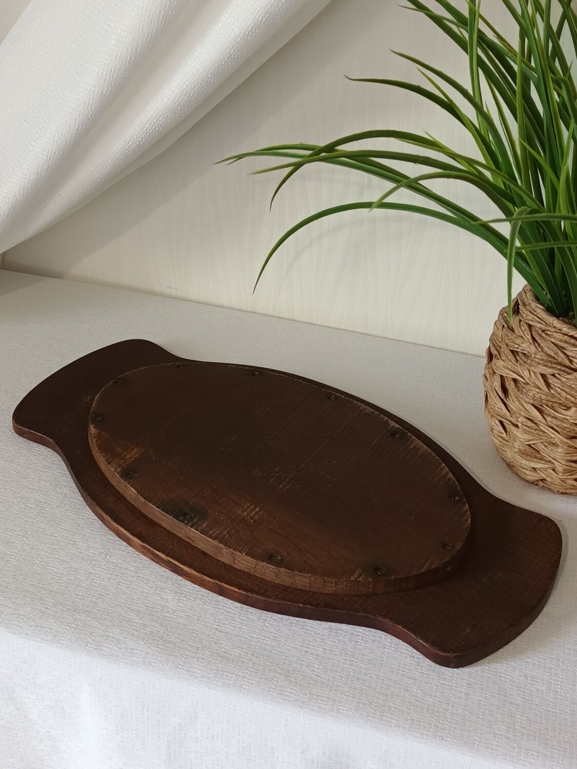 Vintage oak top engraved parrots