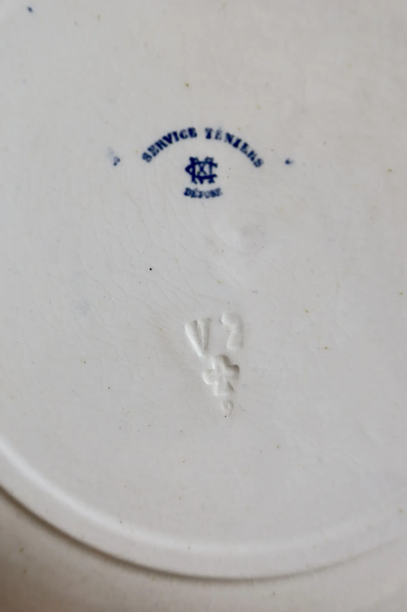 Antique flat plate Creil and Montereau Téniers service - Ironstone