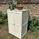 Petite armoire parisienne vintage couleur blanche