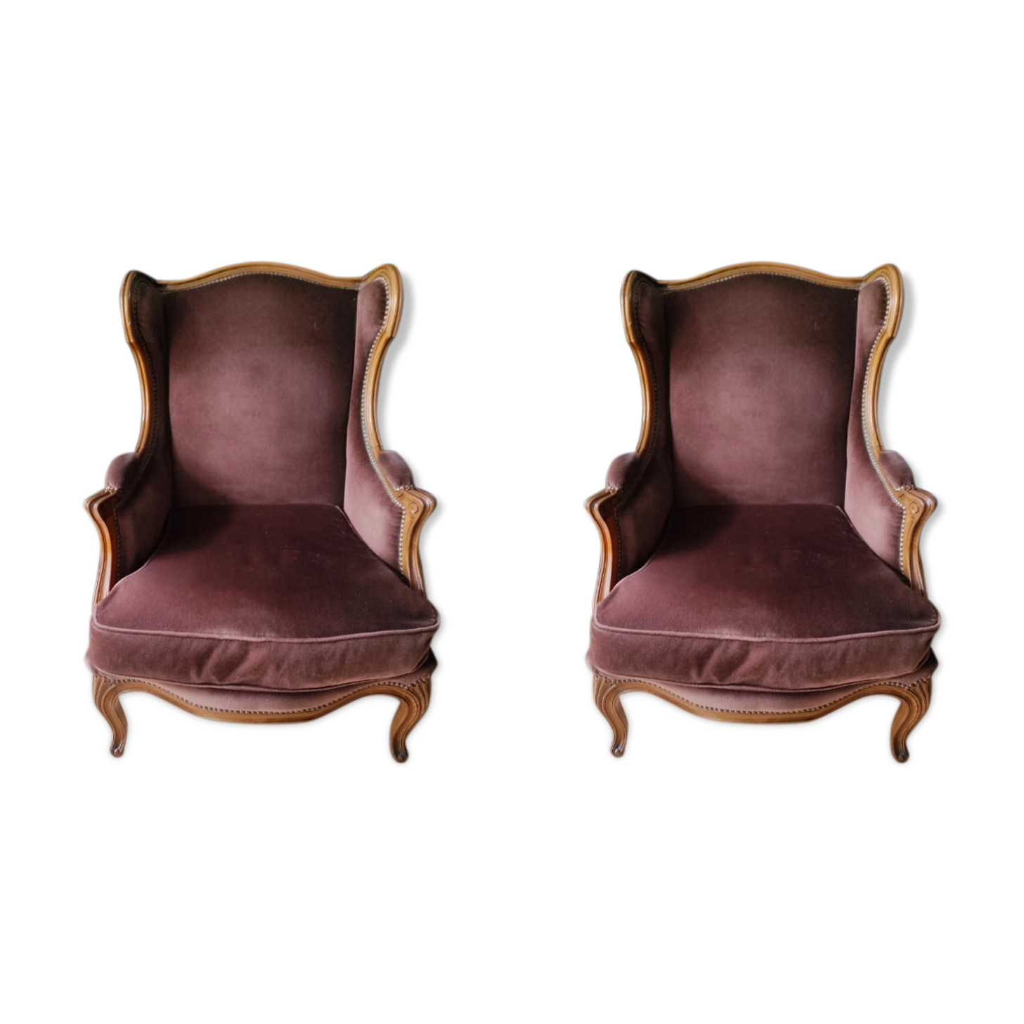 Ear chairs