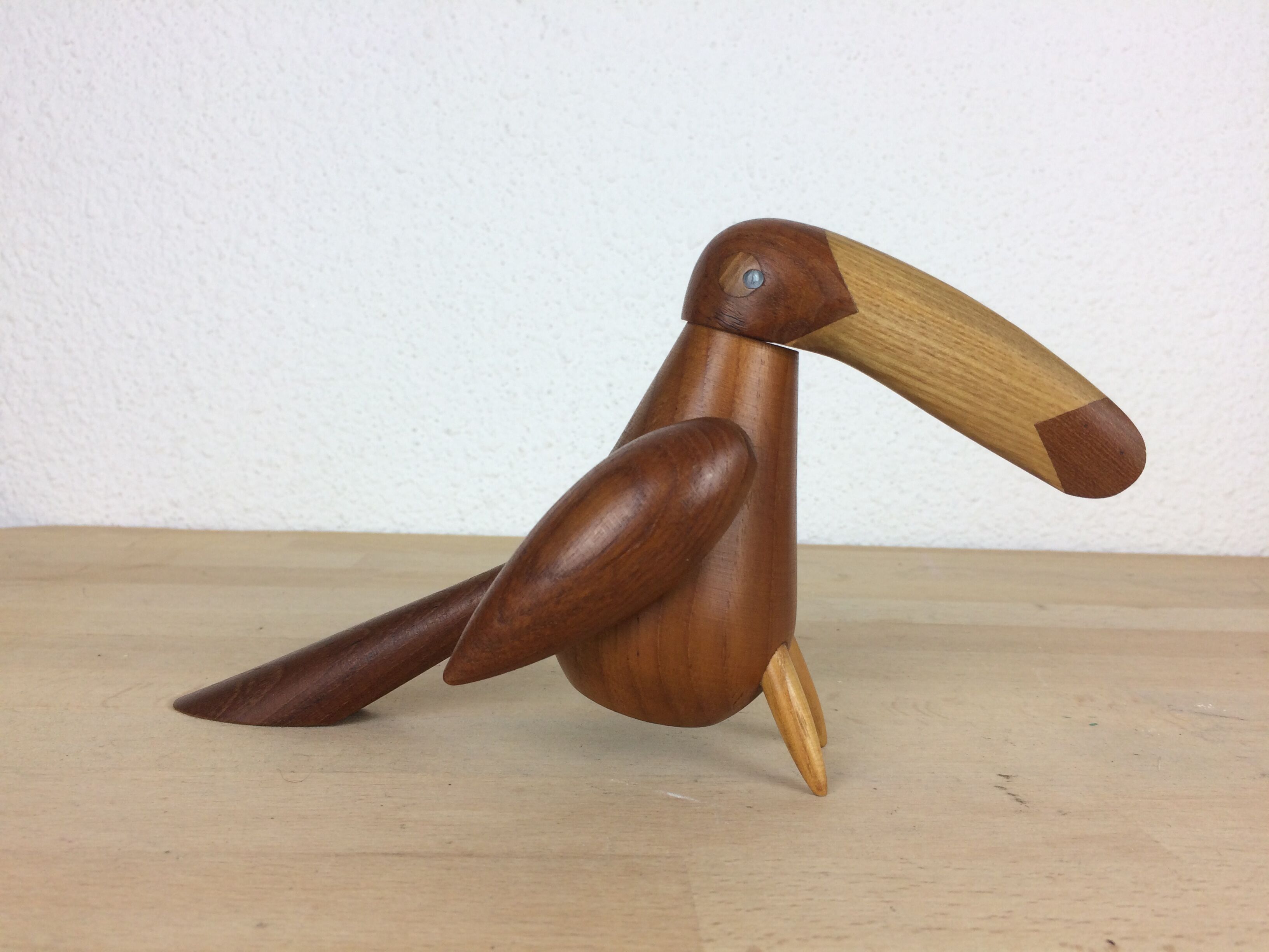 Moulin à poivre toucan par Tonn P. en teck, scandinave