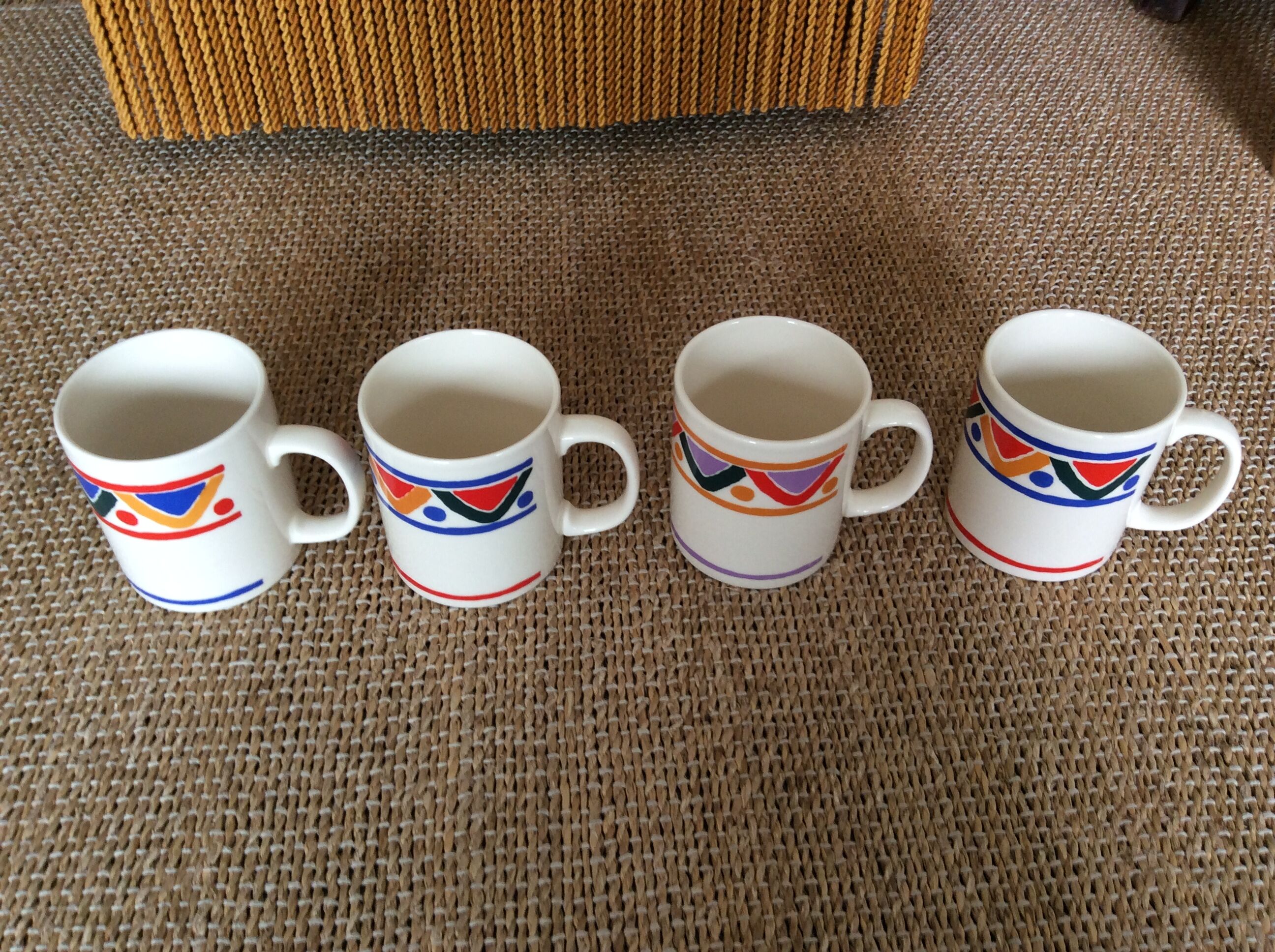 4 mugs