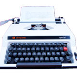 Olympiette special olympia typewriter