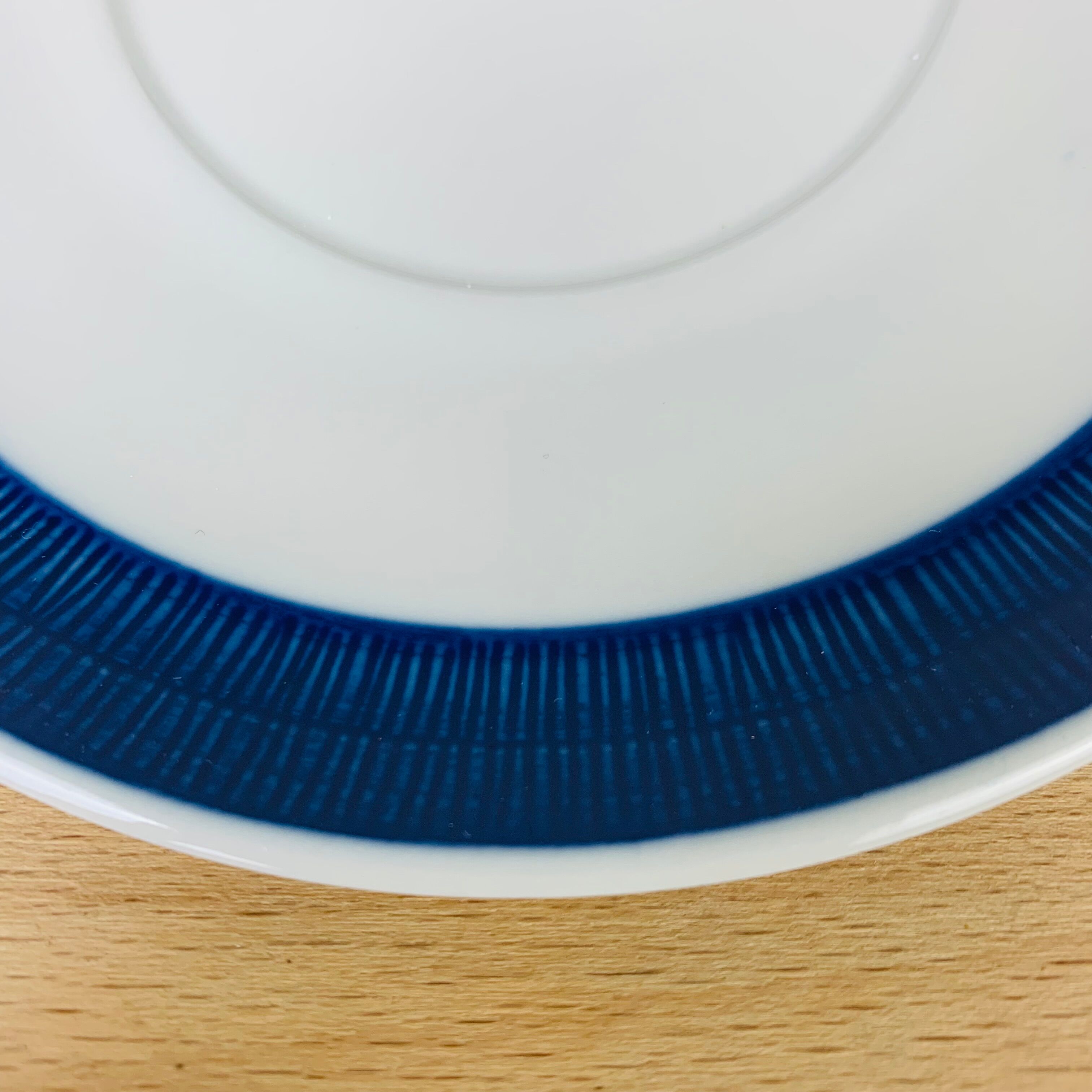 4 plates dessert ceramic tea Koka by Rörstrand Sweden, Scandinavian