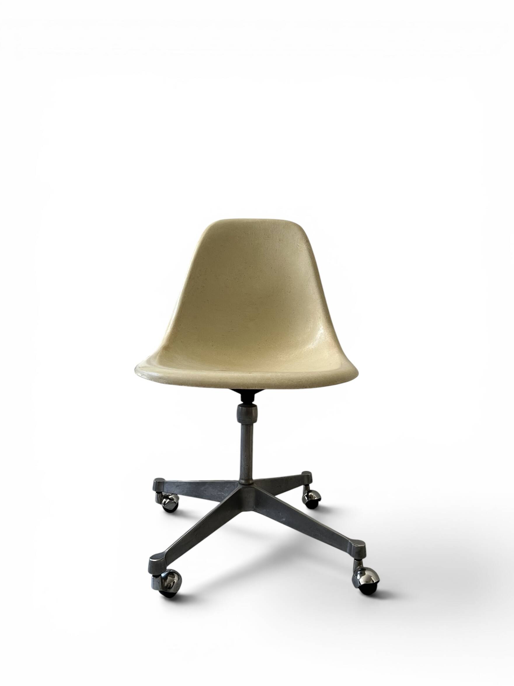 Ecru fibreglass wheelchair by H. Miller for International Furniture