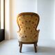 Fauteuil ancien multicolore en bois massif