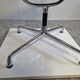 Fauteuil EA 1108 de Charles & Ray Eames par Vitra