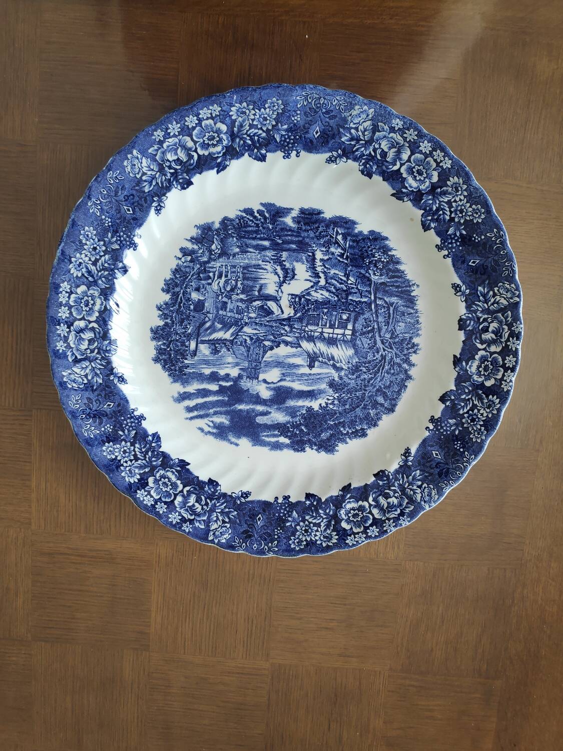 Large dish