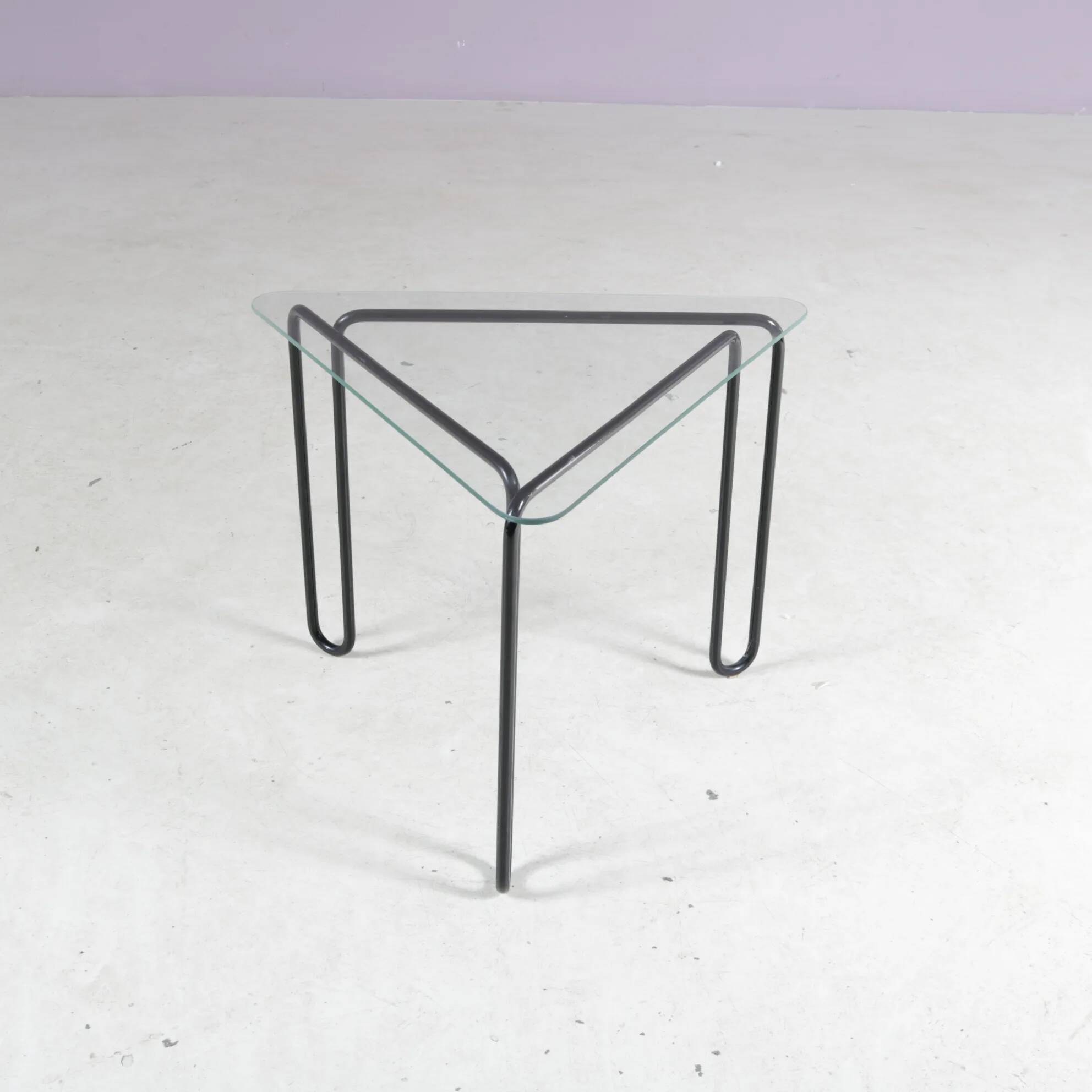 1980s wire metal side table from the Netherlands