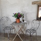 Table de jardin en fer