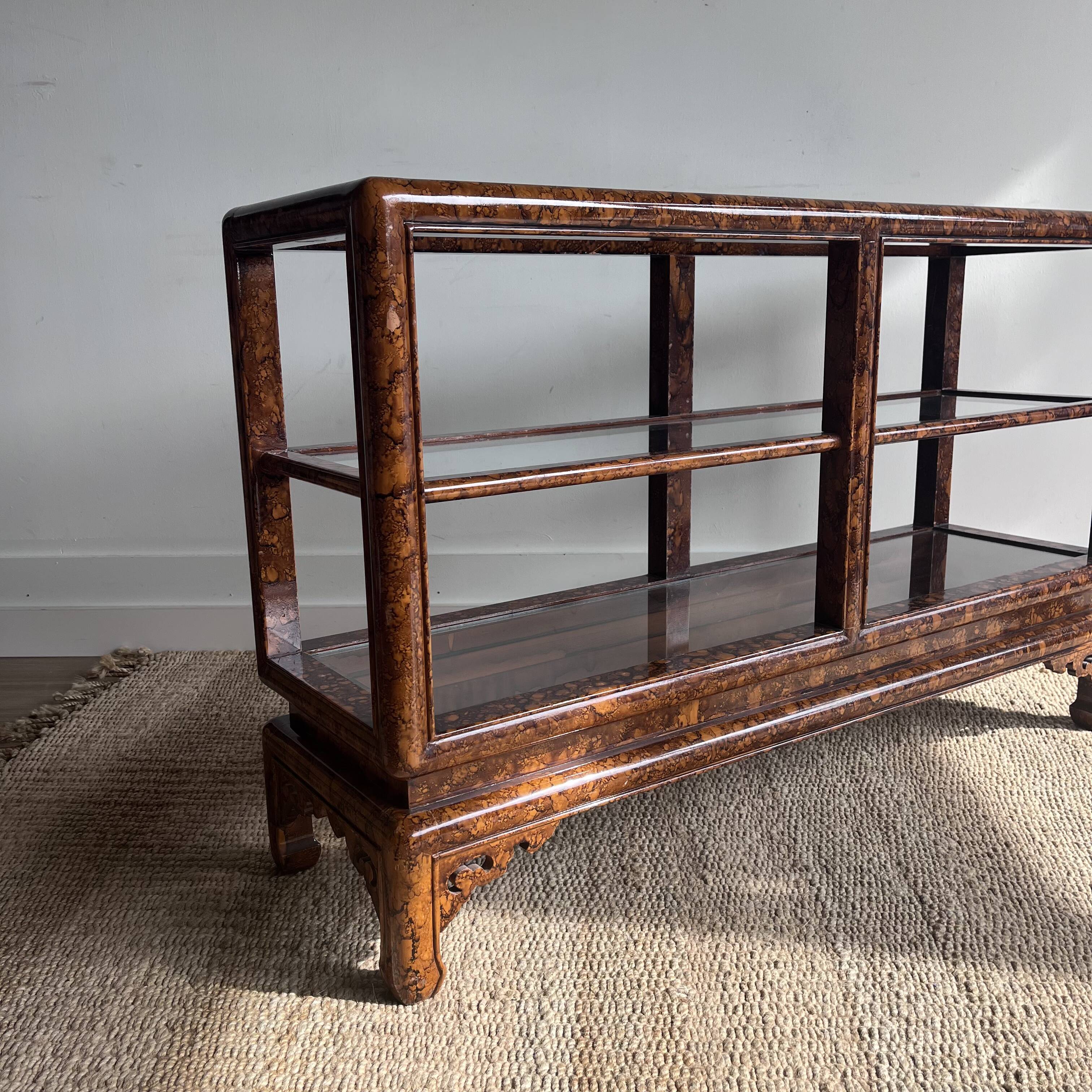 Lacquered console shelf "Faux Tortoiseshell" — Chinoiserie style